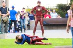 The Flash On Set - Supergirl 