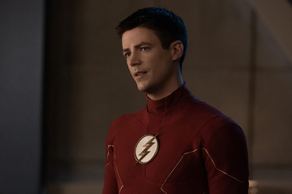 Barry Allen (Grant Gustin) dans son costume de Flash