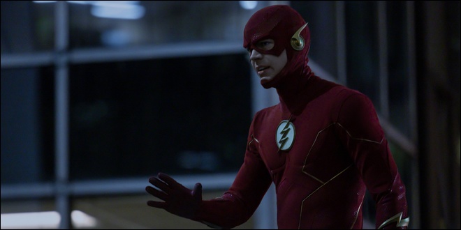 Flash essaie de stopper quelqu'un